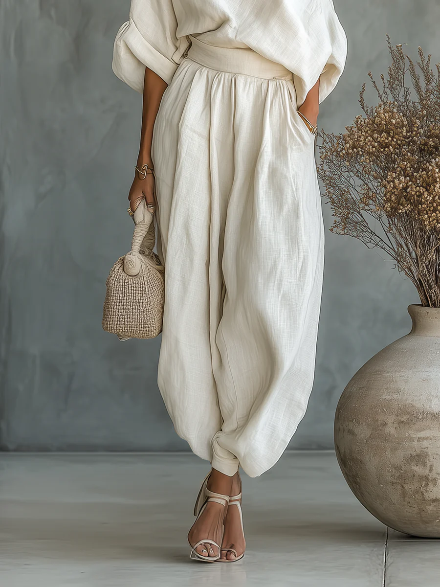 Ariadna - Two-Piece Set with Off-the-Shoulder Design