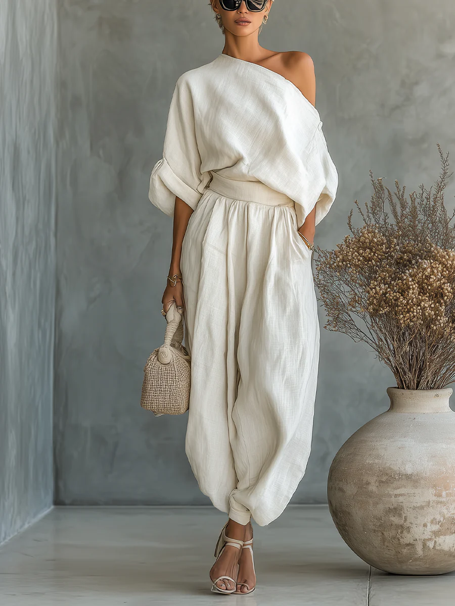 Ariadna - Two-Piece Set with Off-the-Shoulder Design