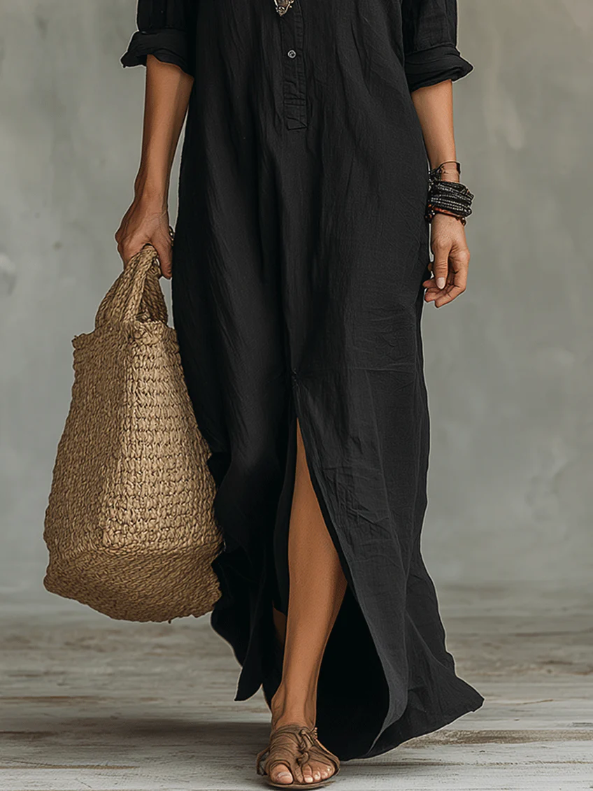 Soline - Loose Black Maxi Dress with Buttons